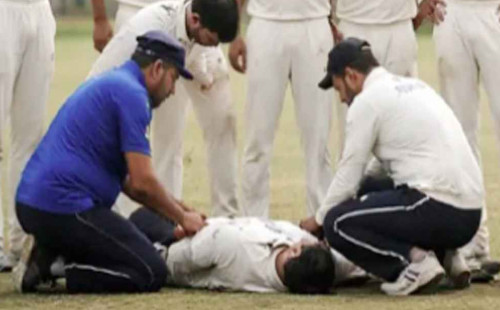 ভারতে খেলা চলাকালীন হার্ট অ্যাটাকে ক্রিকেটারের মৃত্যু 