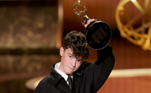 গোল্ডেন গ্লোবসে নতুন ইতিহাস ওয়েন কুপারের 