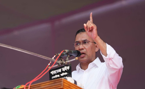 একটি দল নির্বাচনের আগেই মানুষ ঠকাচ্ছে, মুসলমানদের শিরক করাচ্ছে 