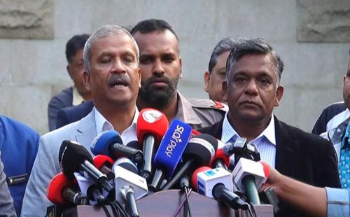 ভারতে বিশ্বকাপ না খেলার সিদ্ধান্তে অনড় বাংলাদেশ: আসিফ নজরুল 