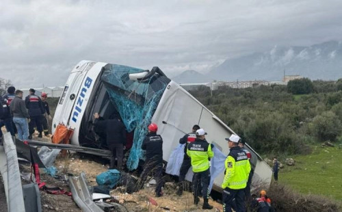 তুরস্কে পৃথক সড়ক দুর্ঘটনায় নিহত ১৬ 