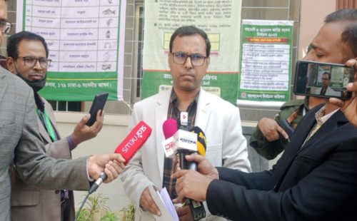 এক কেন্দ্রে দুই ঘণ্টায় পড়লো ৯.৪২ শতাংশ ভোট 