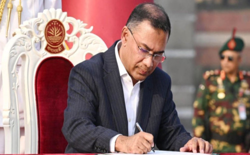 থার্ড টার্মিনাল চালুর নির্দেশ দিলেন প্রধানমন্ত্রী 