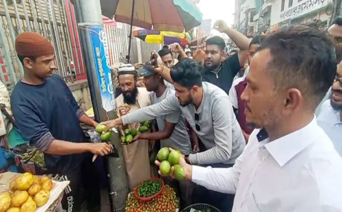 ১২০ টাকার লেবু মিলছে ৪০ টাকায়! 