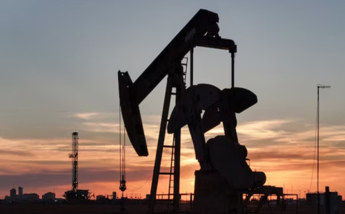 বিশ্ববাজারে বাড়ছে জ্বালানি তেলের দাম 