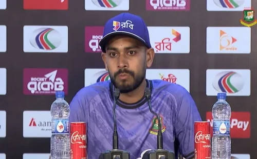 মুস্তাফিজকে স্যালুট দেওয়া উচিত : মিরাজ 