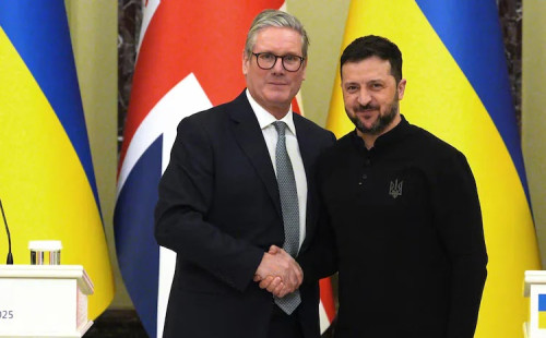 প্রতিরক্ষা চুক্তিতে যাচ্ছে যুক্তরাজ্য-ইউক্রেন 