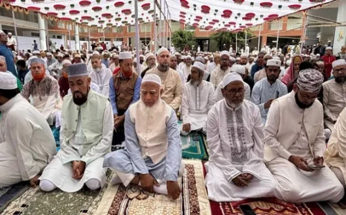 মিরপুরে ঈদের নামাজ আদায় করলেন বিরোধী দলীয় নেতা 