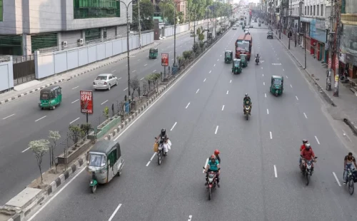 ফাঁকা রাজধানী, তবুও বাতাস ‘অস্বাস্থ্যকর’ 