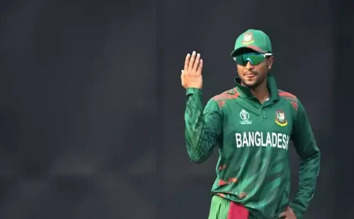 সাকিব একটা ব্র্যান্ড, আইনিভাবে লড়াই করেই তাকে আসতে হবে : ফারুক 